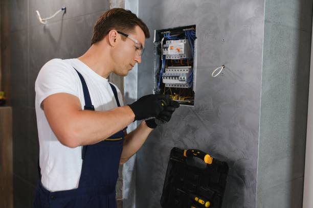 Best Emergency Electrical Repair  in Austintown, OH